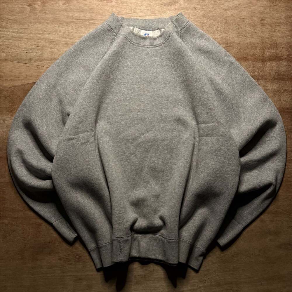 Vintage Russell Athletic Gray Crewneck Sweatshirt L Distressed Boxy Raglan